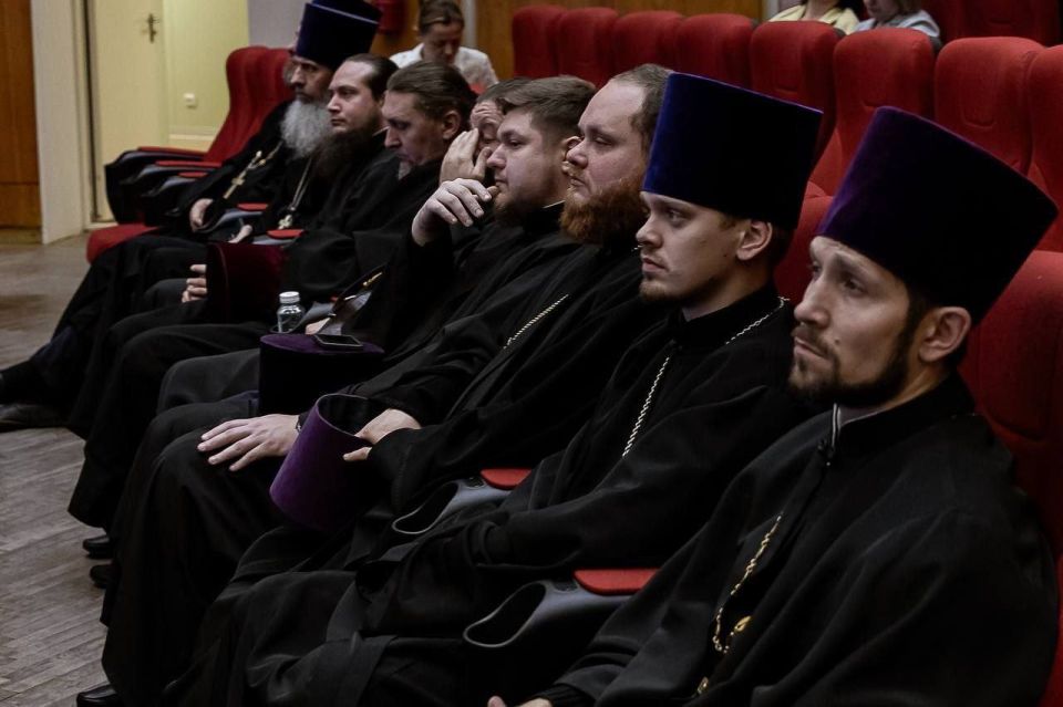Борис Трима: 6 ноября 2025 года на базе Мариупольского государственного университета имени Куинджи состоялся масштабный педагогический форум в рамках XXXIV Международных Рождественских образовательных чтений Борис Трима: 6 ноября 2025 года на базе Мариупольского государственного университета имени Куинджи состоялся масштабный педагогический форум в рамках XXXIV Международных Рождественских образовательных чтений
