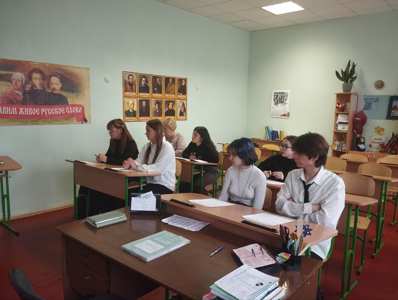 СТАРШЕКЛАССНИКИ ШКОЛЫ №3 ПРИНЯЛИ УЧАСТИЕ В ОСЕННЕЙ СЕССИИ ФЕСТИВАЛЯ СОЧИНЕНИЙ «РУCФЕСТ» СТАРШЕКЛАССНИКИ ШКОЛЫ №3 ПРИНЯЛИ УЧАСТИЕ В ОСЕННЕЙ СЕССИИ ФЕСТИВАЛЯ СОЧИНЕНИЙ «РУCФЕСТ»