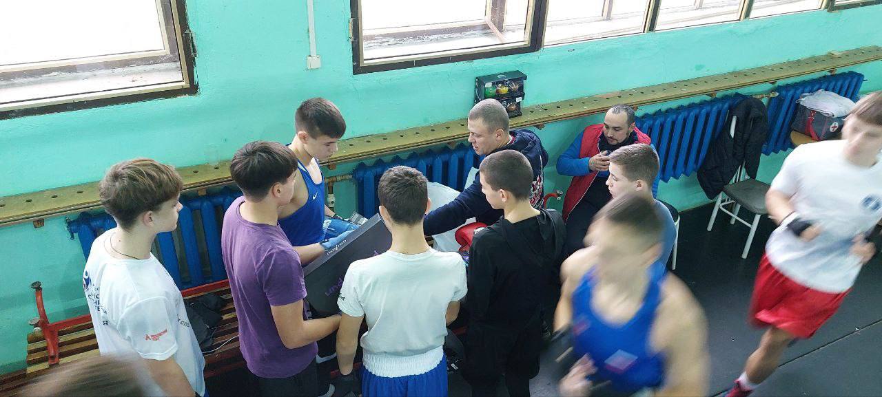 8 ноября в рамках подготовки к предстоящей в Международной матчевой встрече по боксу среди юношей 15-16 лет 8 ноября в рамках подготовки к предстоящей в Международной матчевой встрече по боксу среди юношей 15-16 лет