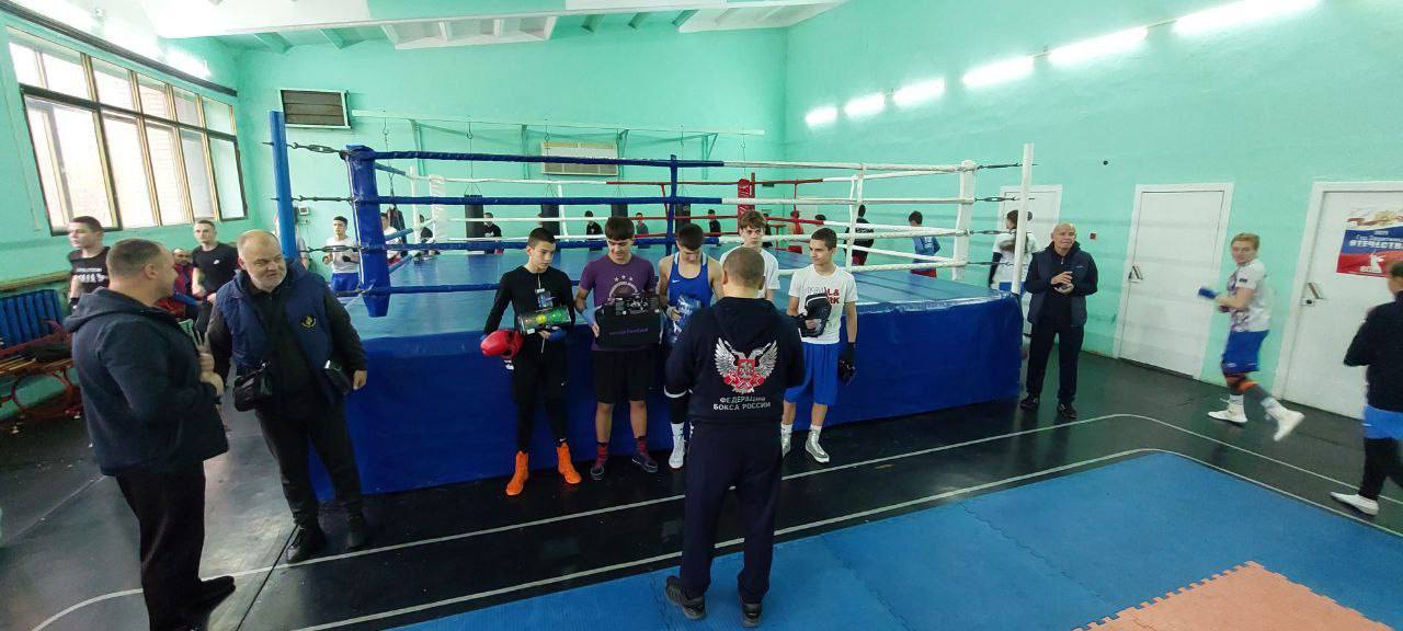 8 ноября в рамках подготовки к предстоящей в Международной матчевой встрече по боксу среди юношей 15-16 лет 8 ноября в рамках подготовки к предстоящей в Международной матчевой встрече по боксу среди юношей 15-16 лет