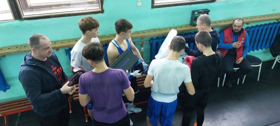 8 ноября в рамках подготовки к предстоящей в Международной матчевой встрече по боксу среди юношей 15-16 лет 8 ноября в рамках подготовки к предстоящей в Международной матчевой встрече по боксу среди юношей 15-16 лет