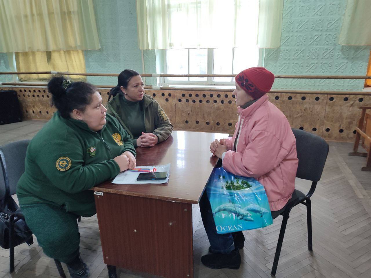 Провели выездную юридическую консультацию в посёлке Пелагеевка, Донецкой Народной Республики Провели выездную юридическую консультацию в посёлке Пелагеевка, Донецкой Народной Республики