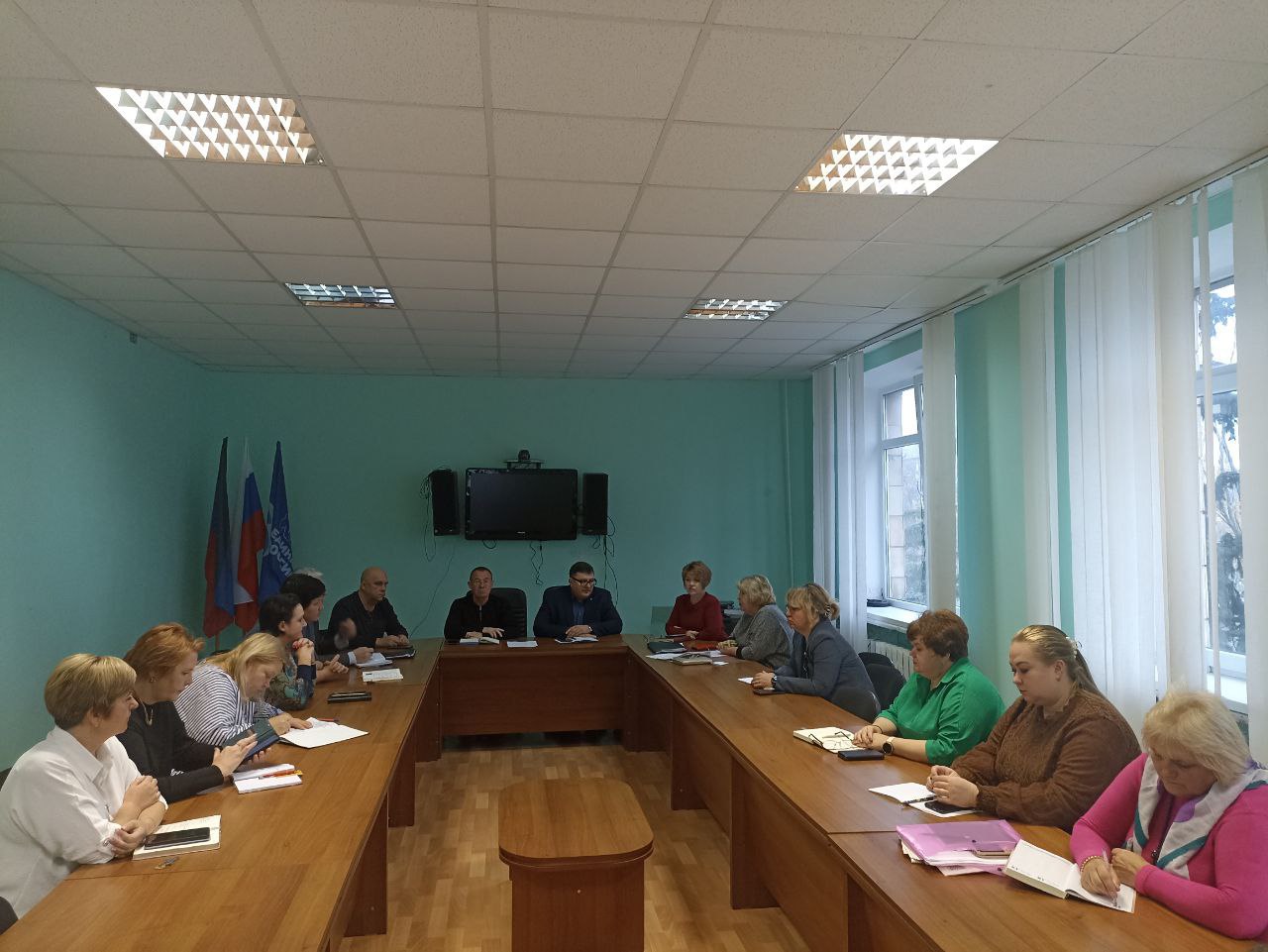 Василий Овчаров: Сегодня, 10 ноября 2025 года, состоялось аппаратное совещание с начальниками структурных подразделений Администрации Новоазовского муниципального округа, территориальных подразделений министерств и ведомств... Василий Овчаров: Сегодня, 10 ноября 2025 года, состоялось аппаратное совещание с начальниками структурных подразделений Администрации Новоазовского муниципального округа, территориальных подразделений министерств и ведомств...