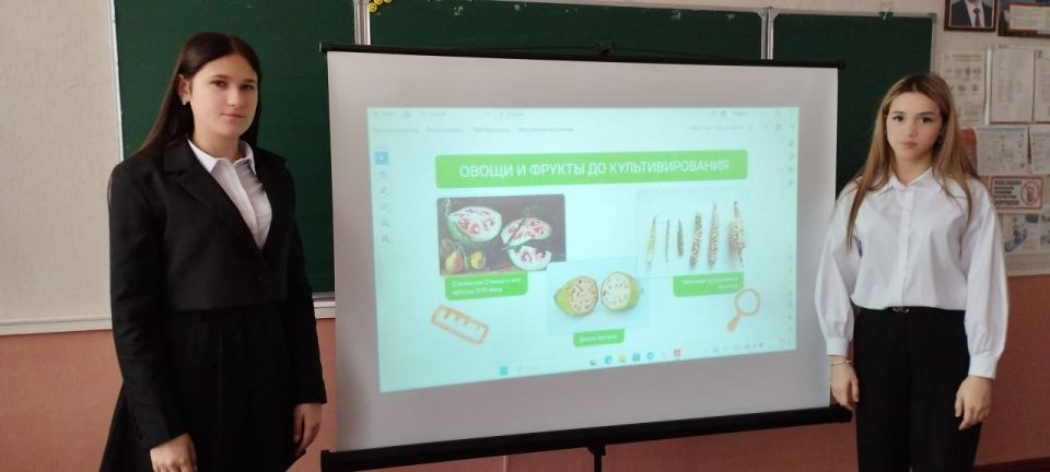 В школах Ждановки провели занятия на тему «Селекция и генетика» В школах Ждановки провели занятия на тему «Селекция и генетика»