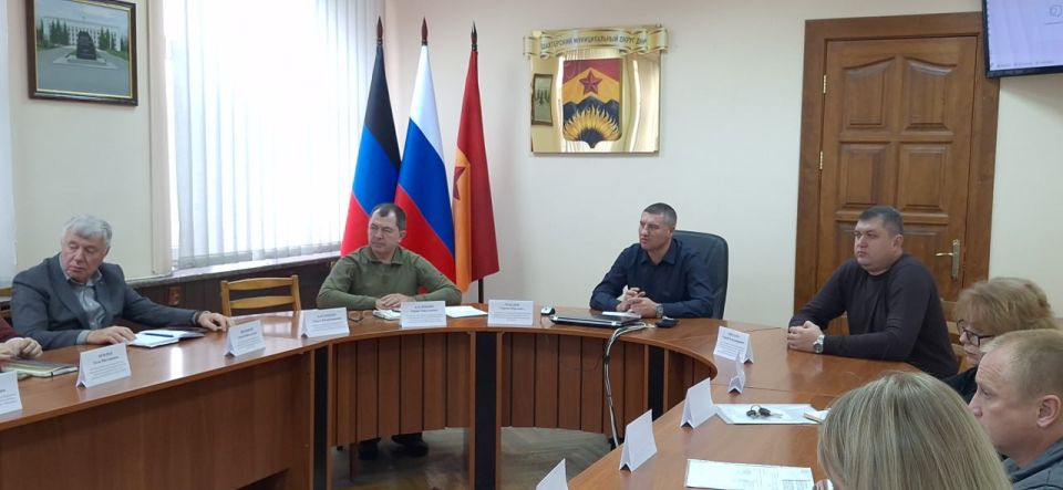 В Шахтерске провели очередное заседание Межведомственной рабочей группы по вопросам охраны здоровья граждан В Шахтерске провели очередное заседание Межведомственной рабочей группы по вопросам охраны здоровья граждан