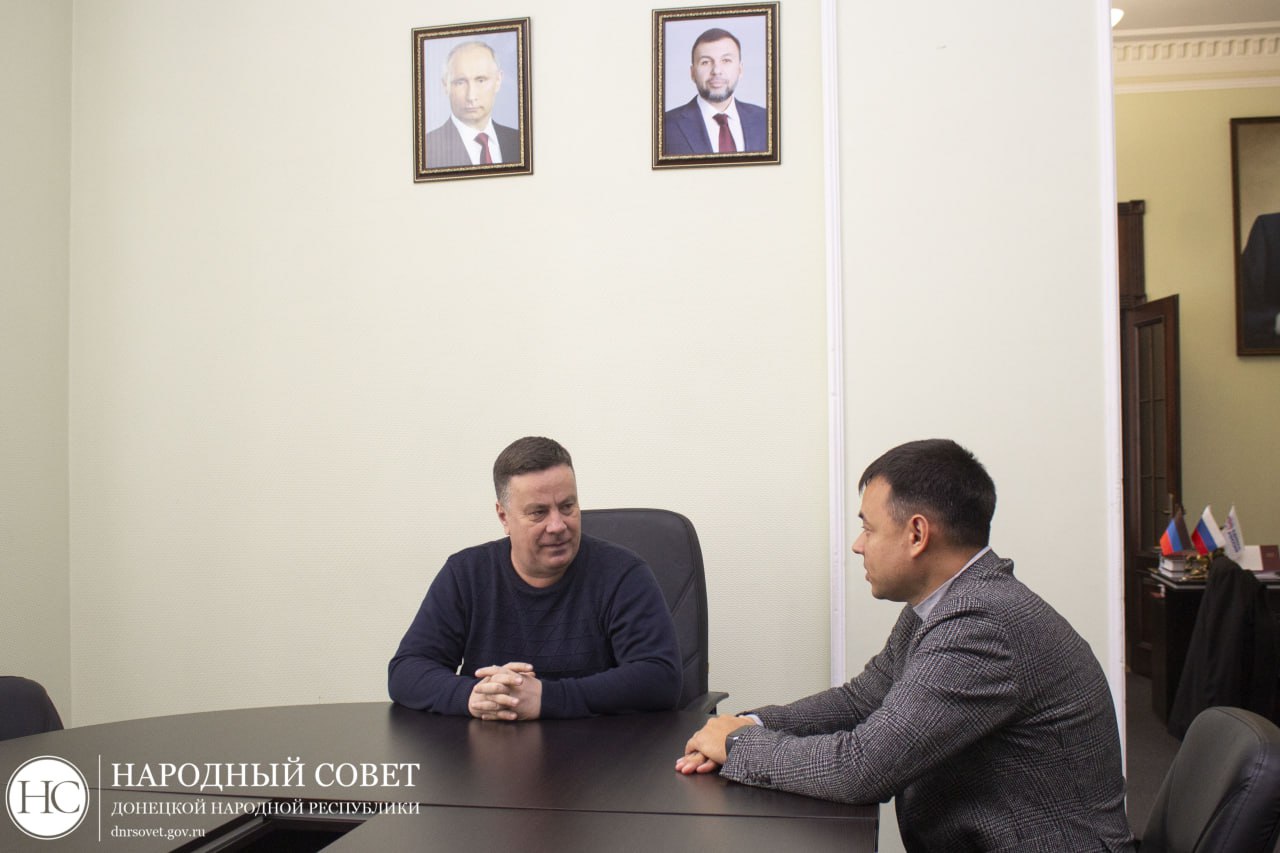 Константин Кузьмин: Провел рабочую встречу с депутатом Государственного Собрания (Ил Тумэн) Республики Саха (Якутия), главным врачом Якутской республиканской офтальмологической клинической больницы Иваном Луцканом