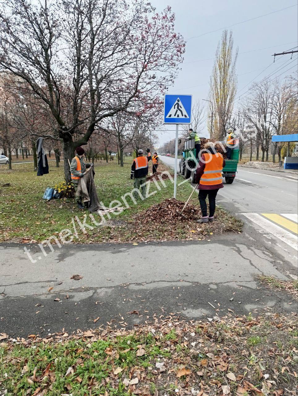 Алексей Кулемзин: Работники коммунального предприятия «Зелёное строительство» продолжают работу по поддержанию и благоустройству нашего города Алексей Кулемзин: Работники коммунального предприятия «Зелёное строительство» продолжают работу по поддержанию и благоустройству нашего города