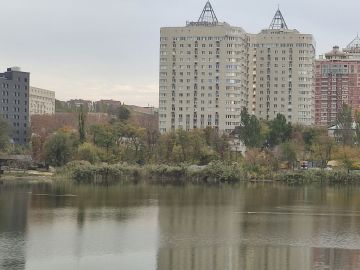 В срок до 15 ноября Минстрой обязан проработать предложения по перераспределению средств из федерального и регионального бюджетов для финансирования программы развития региона