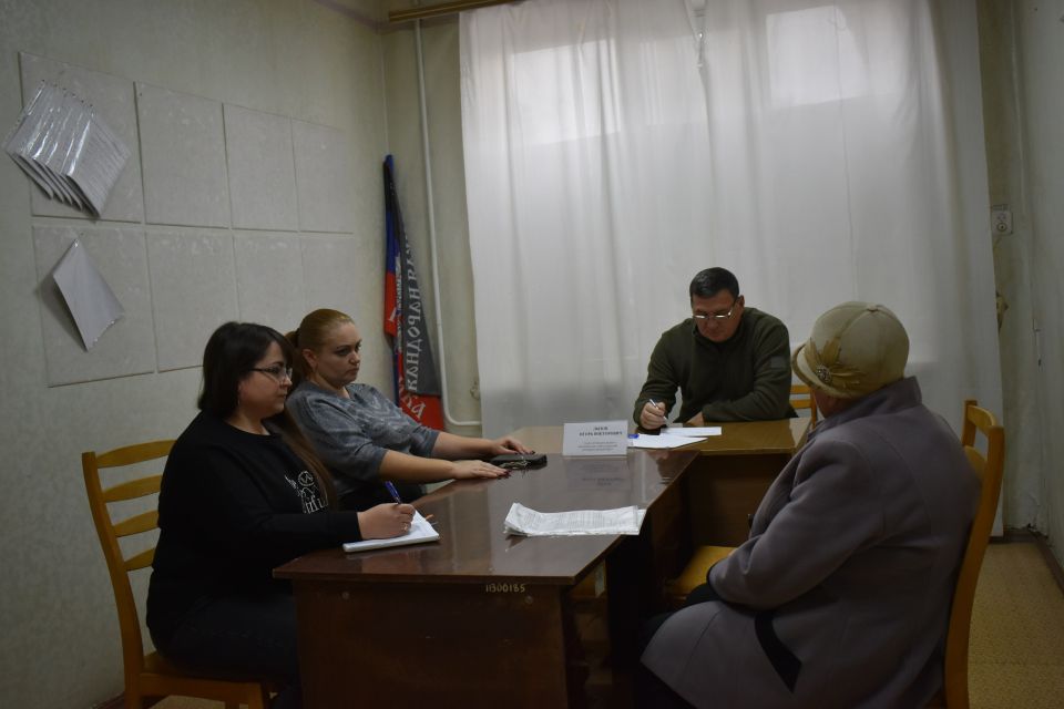 В администрации Амвросиевского муниципального округа состоялась встреча, направленная на развитие деятельности по реализации электрической энергии и улучшение качества обслуживания бытовых потребителей В администрации Амвросиевского муниципального округа состоялась встреча, направленная на развитие деятельности по реализации электрической энергии и улучшение качества обслуживания бытовых потребителей