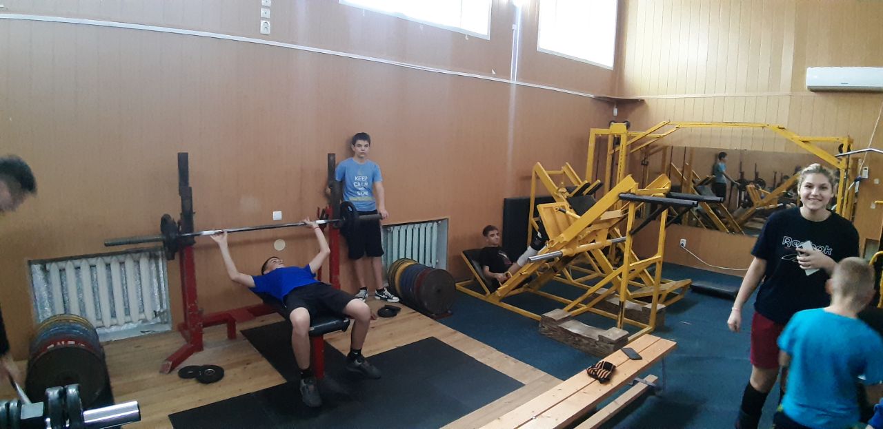 В Мангуше прошло учебно-тренировочное занятие по пауэрлифтингу! В Мангуше прошло учебно-тренировочное занятие по пауэрлифтингу!