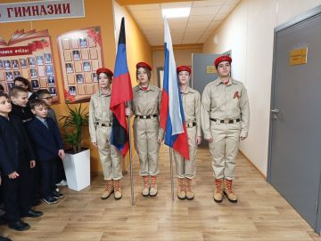 В школах Тельмановского округа провели занятия из цикла «Разговоры о важном»