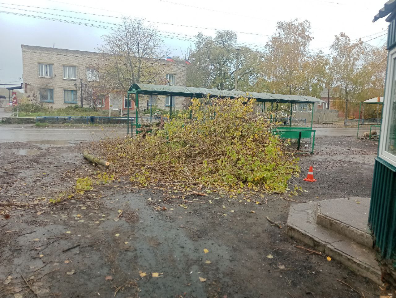 Василий Овчаров: Во время сегодняшнего Прямого эфира Глава Денис Владимирович Пушилин, отвечая на вопросы жителей Республики, поднял немало актуальных тем и дал доходчивые разъяснения о реалиях жизни нашего региона Василий Овчаров: Во время сегодняшнего Прямого эфира Глава Денис Владимирович Пушилин, отвечая на вопросы жителей Республики, поднял немало актуальных тем и дал доходчивые разъяснения о реалиях жизни нашего региона