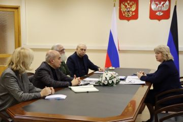 Вице-премьер Ольга Макеева провела встречу с представителями Экспедиционного Центра «Арктика» и Московского архитектурного института