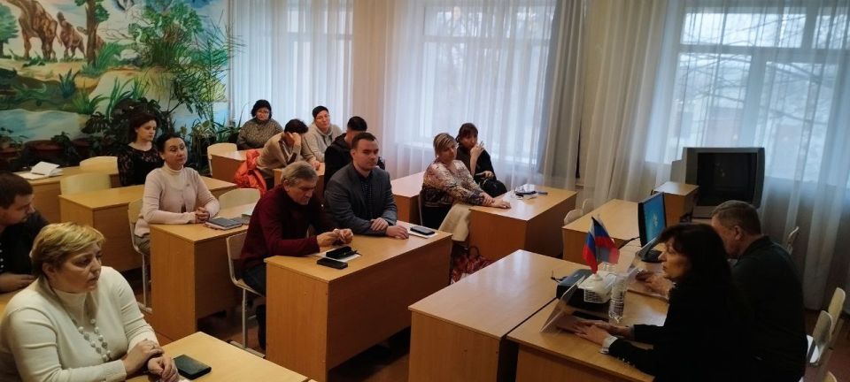 Сергей Скиданов: По поручению Главы Республики Дениса Пушилина продолжаются встречи с трудовыми коллективами Киевского района Сергей Скиданов: По поручению Главы Республики Дениса Пушилина продолжаются встречи с трудовыми коллективами Киевского района
