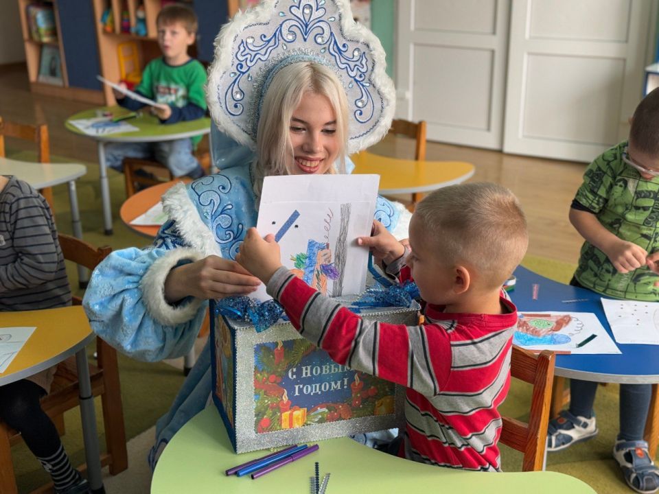 Исполнить мечты и подарить веру в лучшее: в ДНР стартует акция «Новогоднее чудо» Исполнить мечты и подарить веру в лучшее: в ДНР стартует акция «Новогоднее чудо»