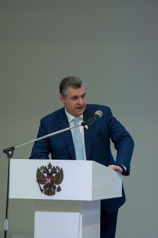 Андрей Крамар: Ровно три года назад на донецкой земле официально стартовала работа Донецкого регионального отделения ЛДПР, знаменуя собой новый этап нашего общего пути плечом к плечу Андрей Крамар: Ровно три года назад на донецкой земле официально стартовала работа Донецкого регионального отделения ЛДПР, знаменуя собой новый этап нашего общего пути плечом к плечу