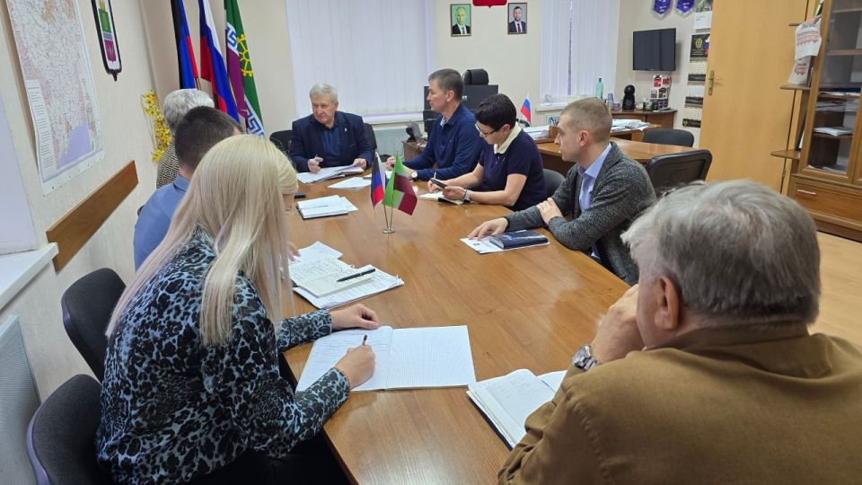 Николай Михайлов: Провел оперативное совещание по текущим вопросам Николай Михайлов: Провел оперативное совещание по текущим вопросам