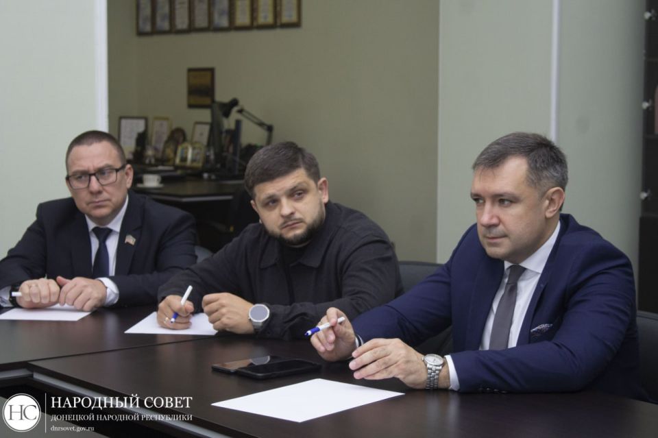 Константин Кузьмин: Состоялась прямая линия Главы ДНР Дениса Пушилина Константин Кузьмин: Состоялась прямая линия Главы ДНР Дениса Пушилина