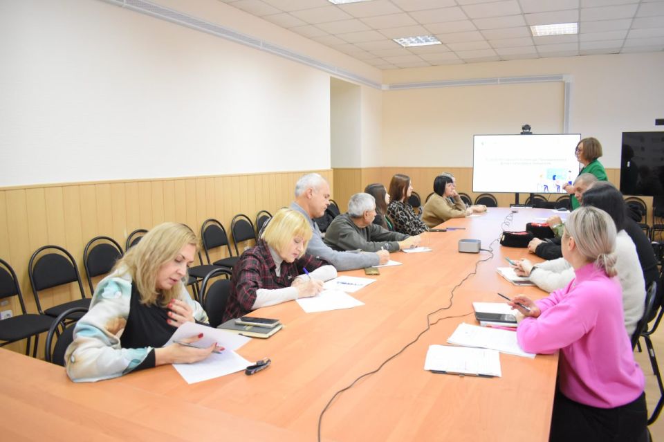 В Дебальцево при поддержке АНО "Ресурсный центр НКО ДНР" прошла сессия для НКО по вопросам участия организаций и инициатив городского округа в конкурсных программах Президентского фонда культурных инициатив В Дебальцево при поддержке АНО "Ресурсный центр НКО ДНР" прошла сессия для НКО по вопросам участия организаций и инициатив городского округа в конкурсных программах Президентского фонда культурных инициатив