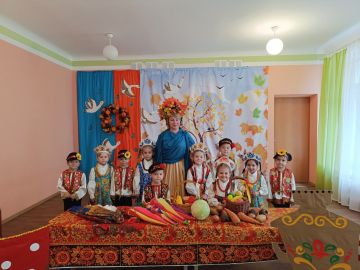  ....         "  8 .. "  (  .)      , , ...