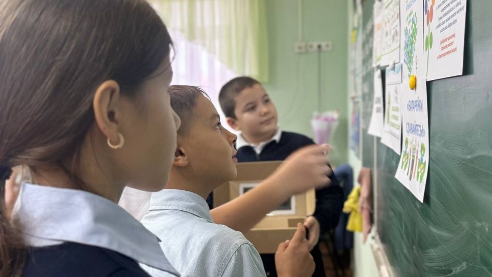 Экологическая акция по сбору пластиковых крышечек "Добрые крышечки" и вышедших из употребления батареек "Батарейки, сдавайтесь!" Экологическая акция по сбору пластиковых крышечек "Добрые крышечки" и вышедших из употребления батареек "Батарейки, сдавайтесь!"