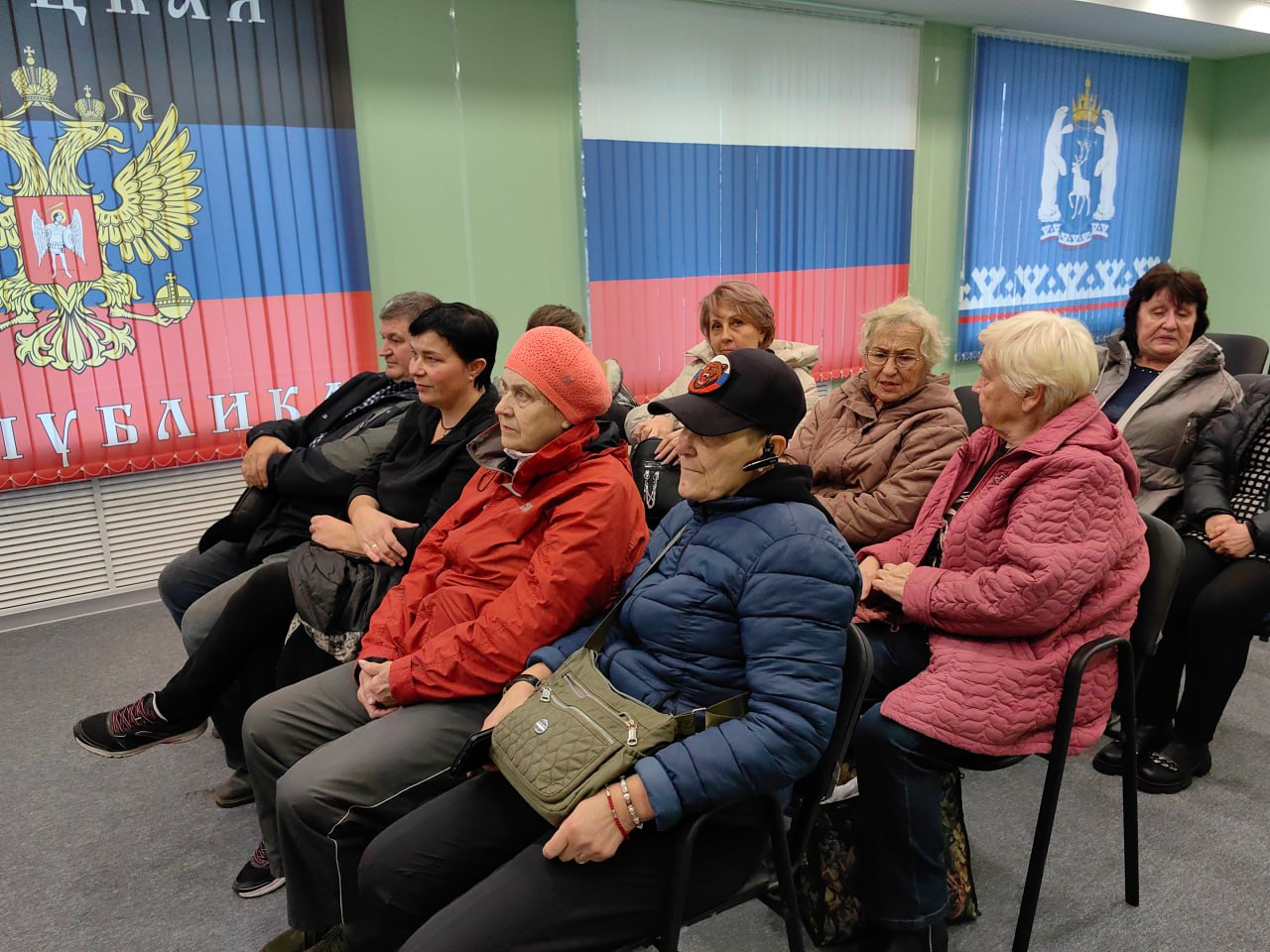 Александр Пеняев: Провел встречу с жителями Авдеевки Александр Пеняев: Провел встречу с жителями Авдеевки