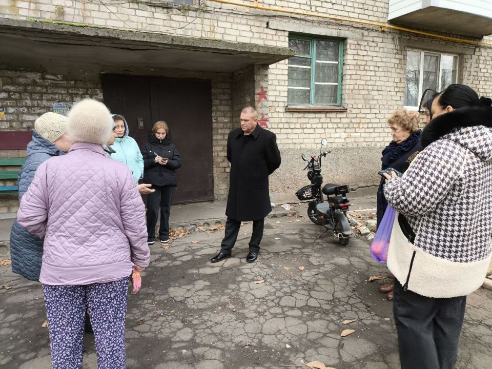 Денис Зубов: Сход граждан. 11 ноября в Иловайске состоялась встреча жителей с временно исполняющим полномочия главы муниципального образования городской округ Иловайск Александром Кузнецовым Денис Зубов: Сход граждан. 11 ноября в Иловайске состоялась встреча жителей с временно исполняющим полномочия главы муниципального образования городской округ Иловайск Александром Кузнецовым