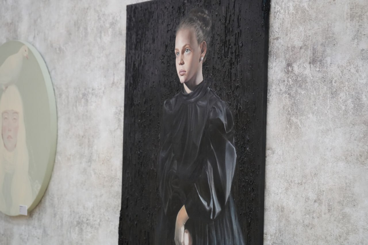 7 ноября в макеевском музее состоялось открытие международной выставки «Искусство и мир: Великая Победа Жизни» 7 ноября в макеевском музее состоялось открытие международной выставки «Искусство и мир: Великая Победа Жизни»