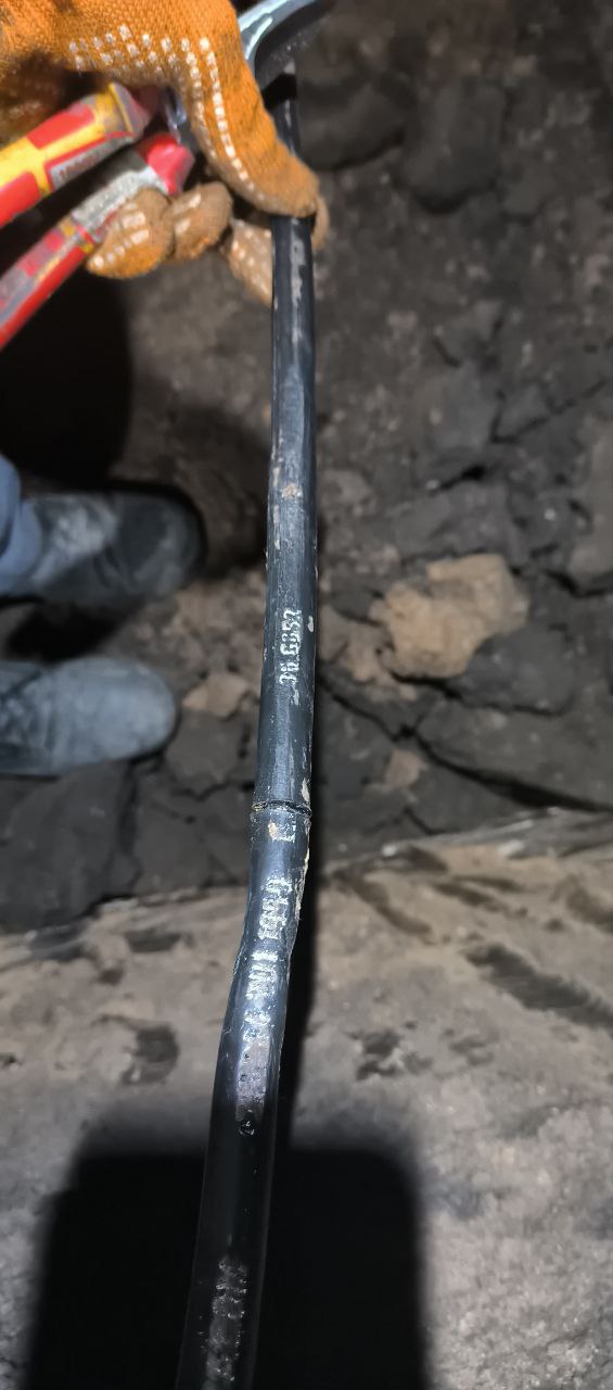 11.11.2025 в 15:00 диспетчерской службой ГУП ДНР «УГЛЕТЕЛЕКОМ» было зафиксировано повреждение магистральной волоконно-оптической линии связи (ВОК-36/0) по направлению г. Донецк – г. Шахтерск 11.11.2025 в 15:00 диспетчерской службой ГУП ДНР «УГЛЕТЕЛЕКОМ» было зафиксировано повреждение магистральной волоконно-оптической линии связи (ВОК-36/0) по направлению г. Донецк – г. Шахтерск