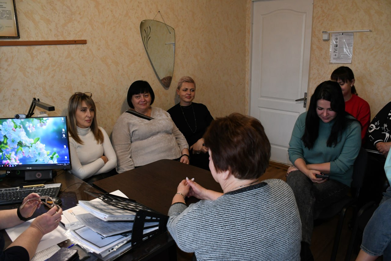 В Кировском прошла встреча с трудовым коллективом В Кировском прошла встреча с трудовым коллективом