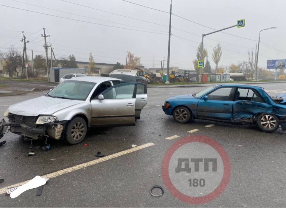 ДТП произошло на Володарском шоссе ДТП произошло на Володарском шоссе
