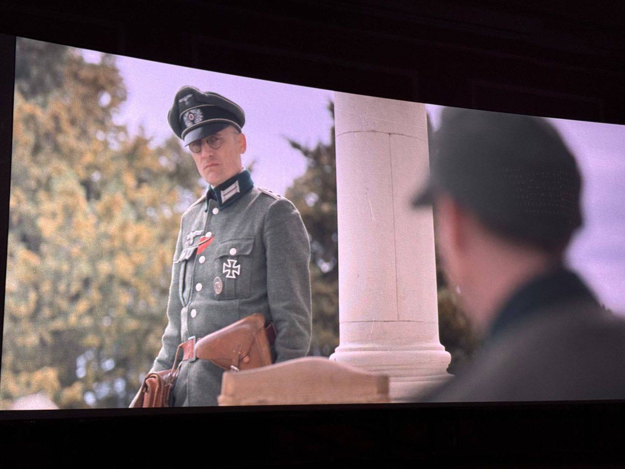 12 ноября в г. Харцызск в кинотеатре «Харцызск» состоялась трансляция российского военного исторического фильма «Красные ленты» 12 ноября в г. Харцызск в кинотеатре «Харцызск» состоялась трансляция российского военного исторического фильма «Красные ленты»