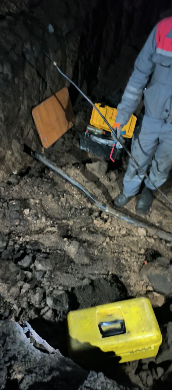 11.11.2025 в 15:00 диспетчерской службой ГУП ДНР «УГЛЕТЕЛЕКОМ» было зафиксировано повреждение магистральной волоконно-оптической линии связи (ВОК-36/0) по направлению г. Донецк – г. Шахтерск 11.11.2025 в 15:00 диспетчерской службой ГУП ДНР «УГЛЕТЕЛЕКОМ» было зафиксировано повреждение магистральной волоконно-оптической линии связи (ВОК-36/0) по направлению г. Донецк – г. Шахтерск