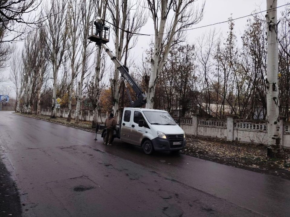 Александр Шатов: В Шахтерске провели ремонтно-восстановительные работы на линиях наружного освещения Александр Шатов: В Шахтерске провели ремонтно-восстановительные работы на линиях наружного освещения