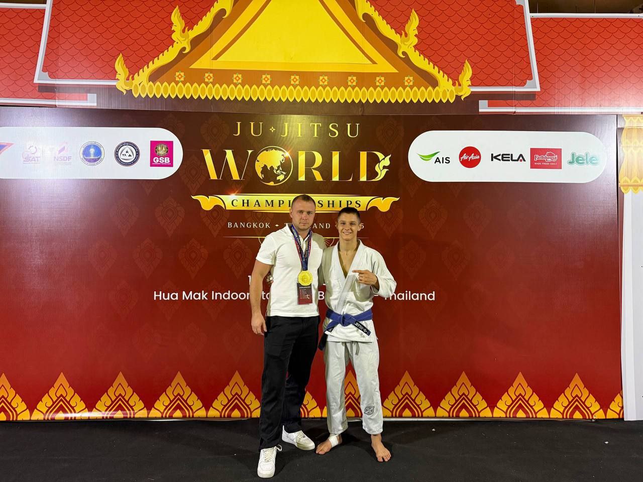 Евгений Ширшов: Ещё одно золото принес спортсмен нашей Республики Даниил Оман в копилку сборной России на первенстве мира по джиу-джитсу!