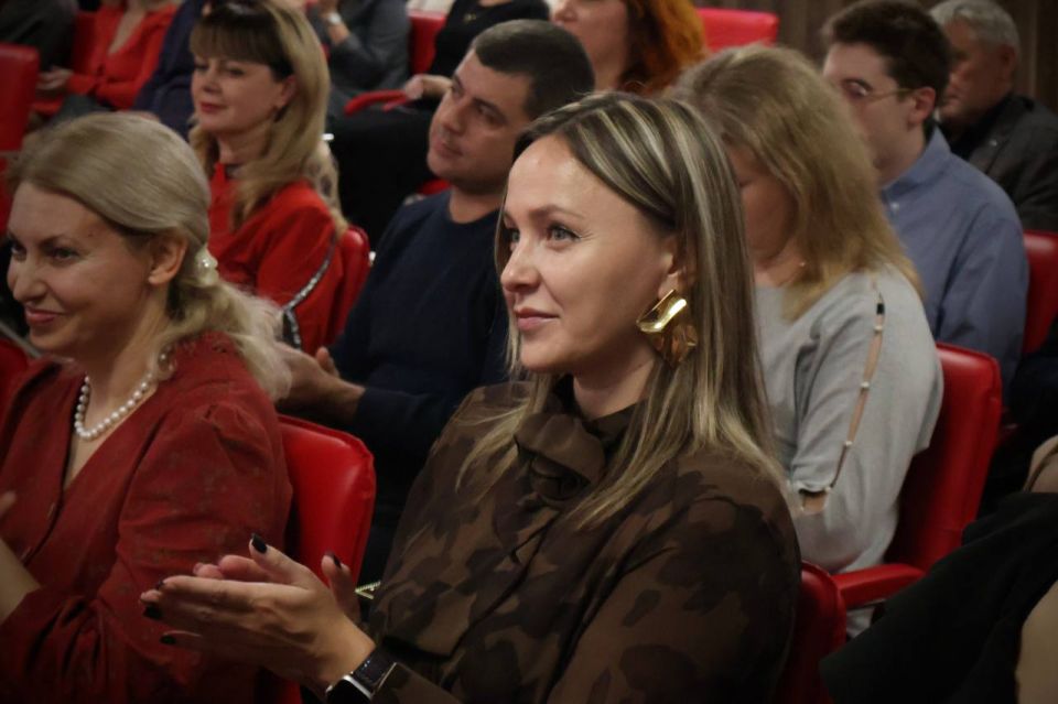 � ����� ��� ���������� �� ���� ������ "��� ������" ���������� ������������� �����������, �� ������� ����������� ������������ ������������� �������� ������ ������ �������� ������� � ������������� �������������