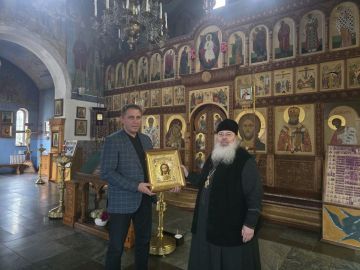 Александр Качанов: В Свято-Владимирском храме города Докучаевска появилась новая икона Спасителя