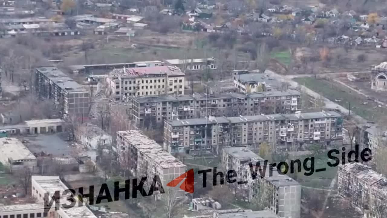 Прожарка котла. Российская авиация наносит мощные удары по гарнизону ВСУ в застройке Димитрова