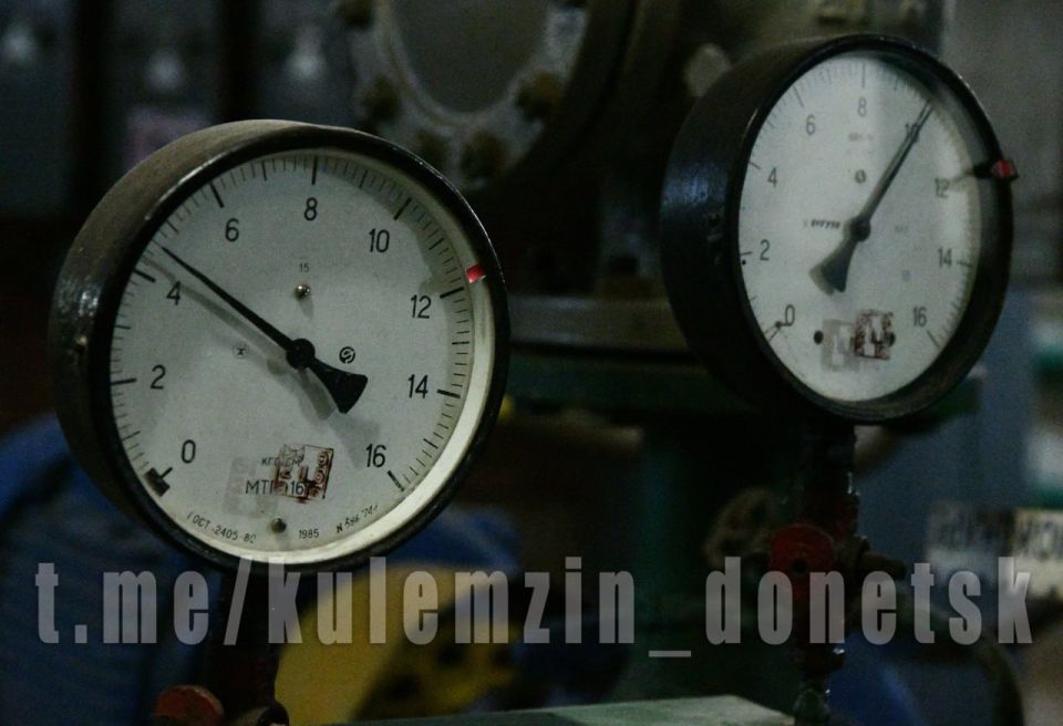 Алексей Кулемзин: Сегодня вместе с сотрудниками предприятия «ДОНЕЦКТЕПЛОСЕТЬ» посетил котельную в Ленинском районе Алексей Кулемзин: Сегодня вместе с сотрудниками предприятия «ДОНЕЦКТЕПЛОСЕТЬ» посетил котельную в Ленинском районе