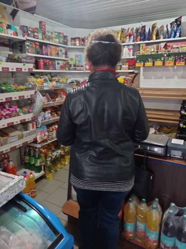 В рамках партийного проекта «Предпринимательство» политической партии «Единая Россия» представителями «Народного контроля» совместно с сотрудниками администрации Волновахского муниципального округа была проведена рабочая... В рамках партийного проекта «Предпринимательство» политической партии «Единая Россия» представителями «Народного контроля» совместно с сотрудниками администрации Волновахского муниципального округа была проведена рабочая...