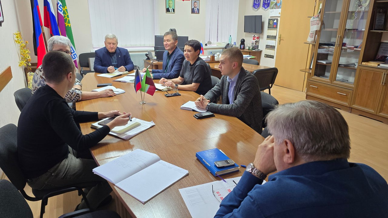 Глава муниципального образования Старобешевский муниципальный округ Николай Михайлов провел оперативное совещание по текущим вопросам Глава муниципального образования Старобешевский муниципальный округ Николай Михайлов провел оперативное совещание по текущим вопросам