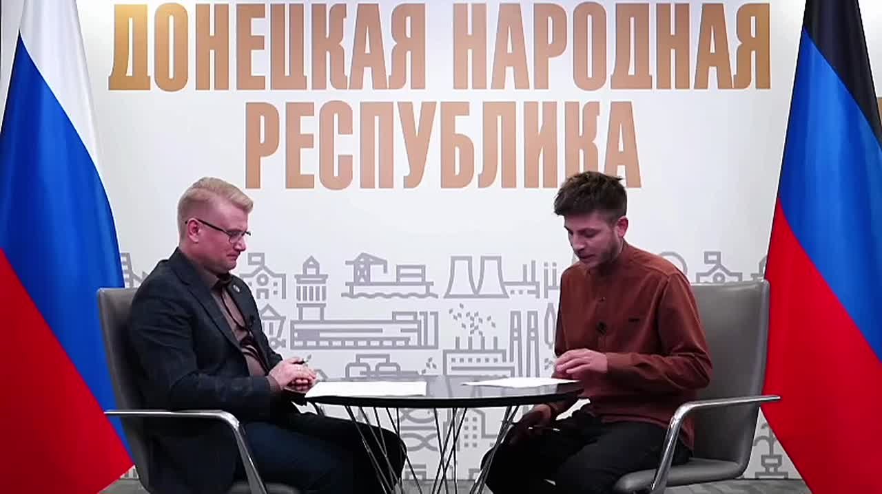 Артем Крамаренко: В 2026 году в селе Садовое Шахтёрского муниципального округа будет отремонтирована дорога по улице Первомайской — именно там расположена крупнейшая в Республике Шахтёрская птицефабрика