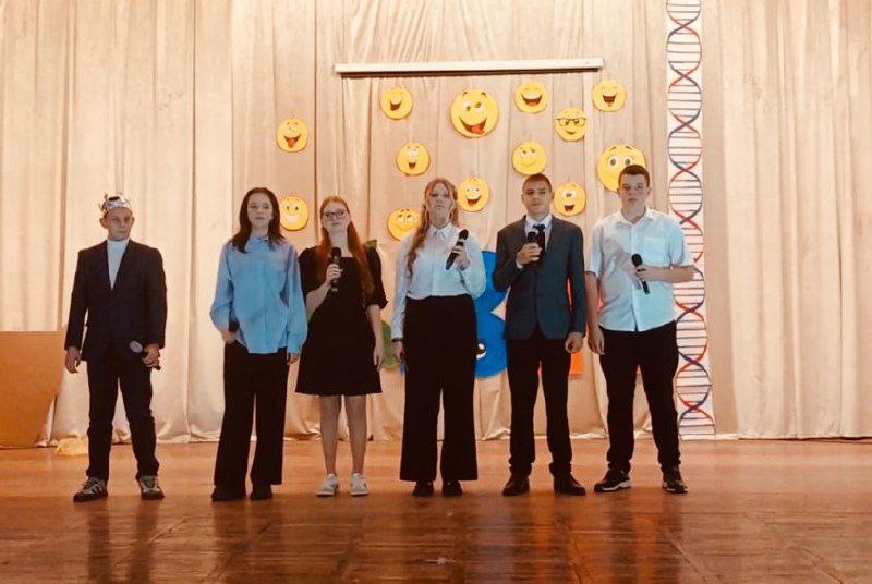 Вчера команда «ДЕСЯТОЧКА» обучающихся ГБОУ «Мироновская школа №10» приняла участие в фестивале-конкурсе КВН «Смеховой бунт: гены смеха» Вчера команда «ДЕСЯТОЧКА» обучающихся ГБОУ «Мироновская школа №10» приняла участие в фестивале-конкурсе КВН «Смеховой бунт: гены смеха»