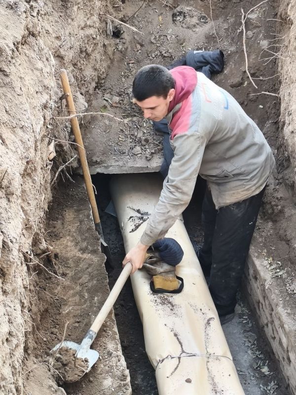 ФИЛИАЛОМ "МАРИУПОЛЬТЕПЛОСЕТЬ" ЛИКВИДИРОВАНА АВАРИЯ НА ТЕПЛОТРАССЕ ФИЛИАЛОМ "МАРИУПОЛЬТЕПЛОСЕТЬ" ЛИКВИДИРОВАНА АВАРИЯ НА ТЕПЛОТРАССЕ