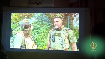     .  ,   ,   .  ,     ,   .   ,  ,         ...