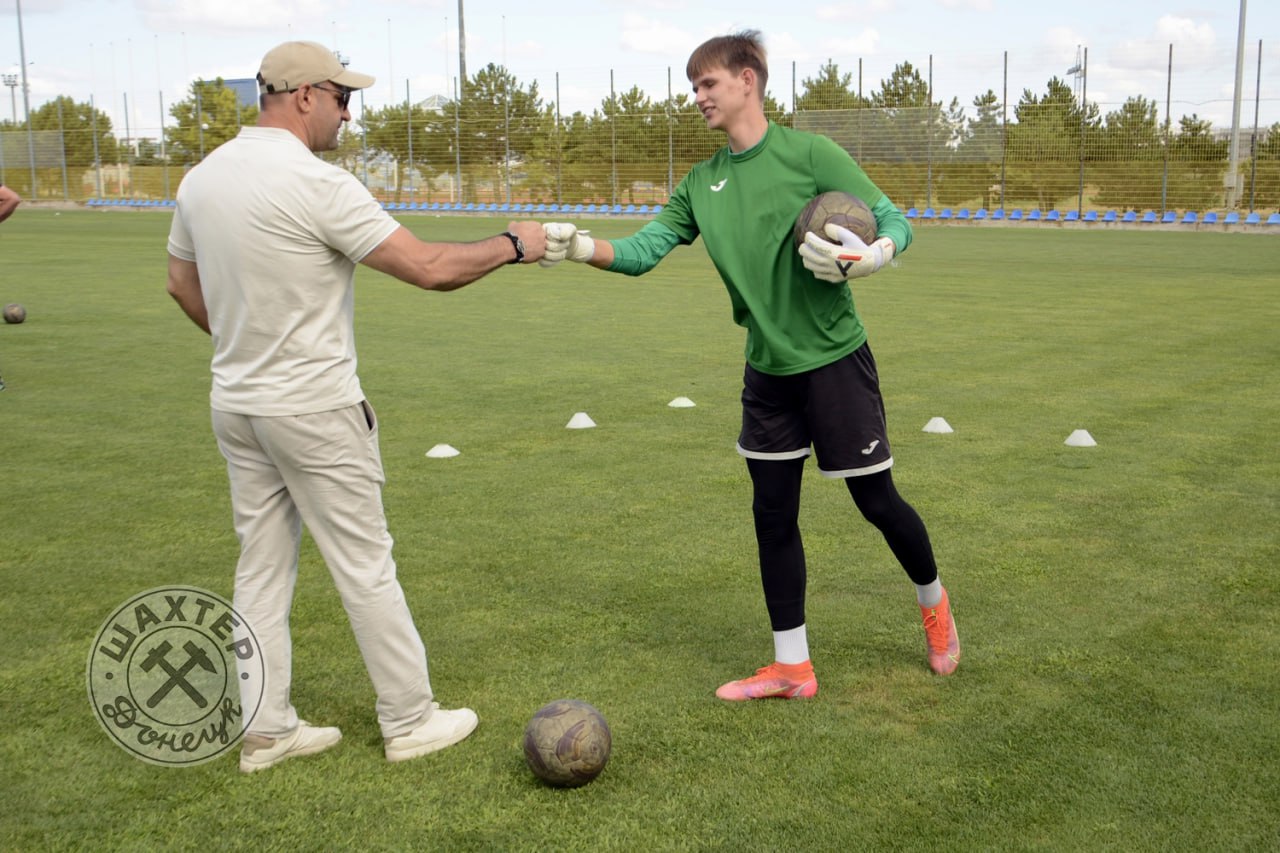 Артём Жога: В следующем году легенде Донбасса - футбольному клубу "Шахтёр" исполнится 90 лет Артём Жога: В следующем году легенде Донбасса - футбольному клубу "Шахтёр" исполнится 90 лет