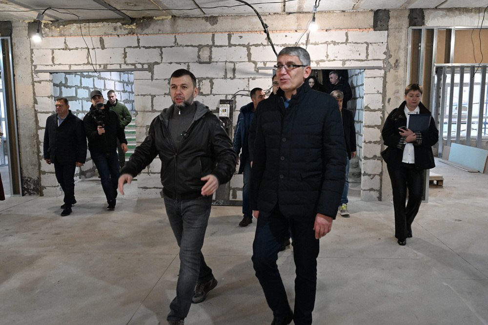 Евгений Ширшов: Глава ДНР Денис Пушилин рассказал о планах по строительству и восстановлению в Мариуполе объектов социальной инфраструктуры Евгений Ширшов: Глава ДНР Денис Пушилин рассказал о планах по строительству и восстановлению в Мариуполе объектов социальной инфраструктуры