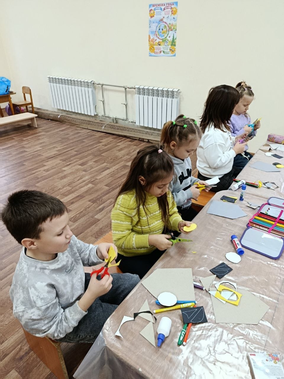 В образовательных учреждениях Тельмановского м.о. прошли мероприятия, посвящённые Синичкину дню В образовательных учреждениях Тельмановского м.о. прошли мероприятия, посвящённые Синичкину дню