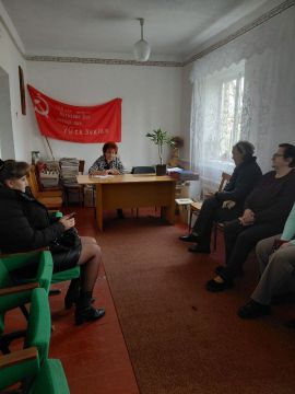 Начальник Кутейниковского территориального отдела Светлана Токарева провела встречу с жителями поселка Войковский