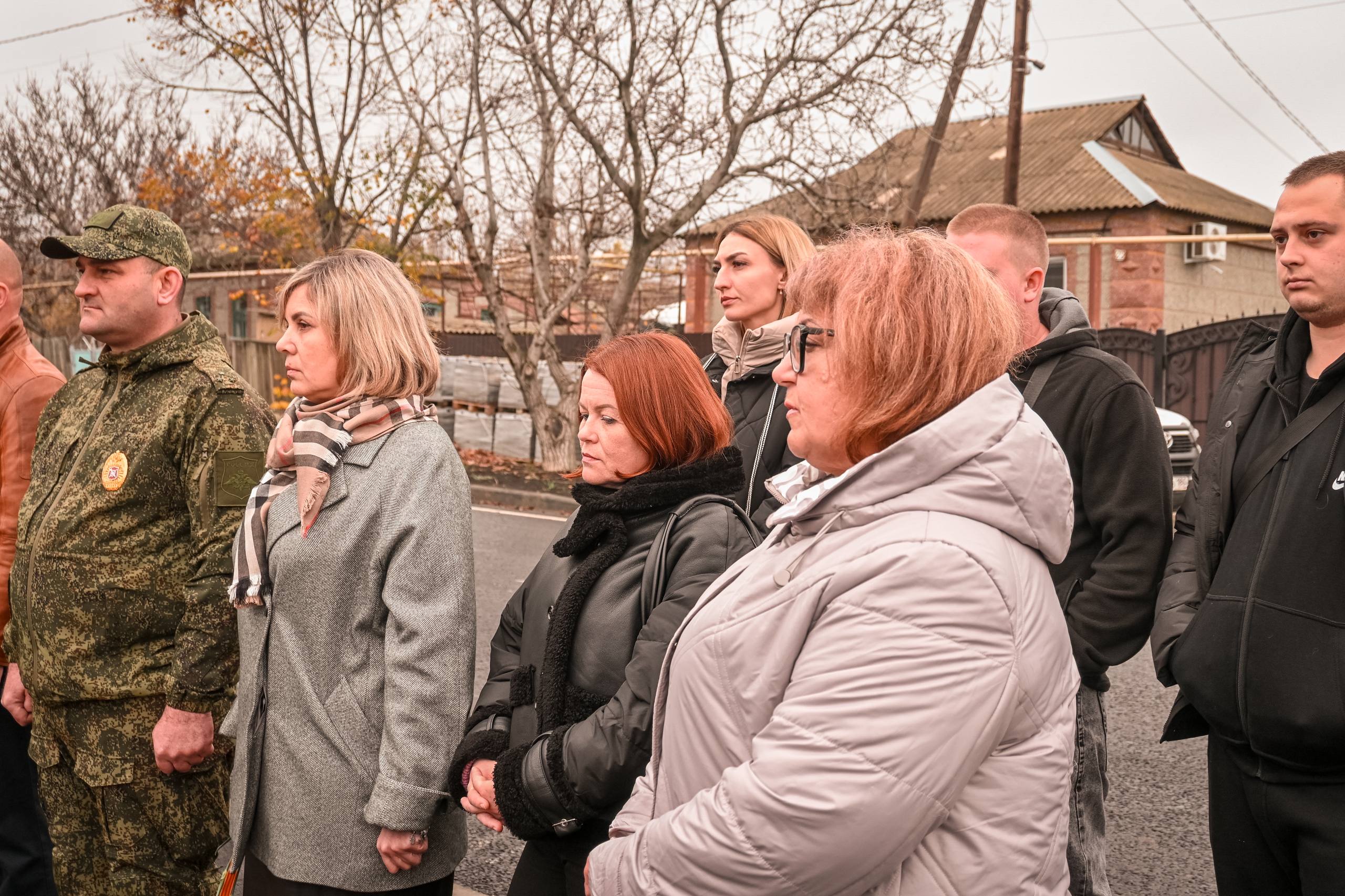 В Старобешево установили Звезду Героя Пефтиеву Георгию В Старобешево установили Звезду Героя Пефтиеву Георгию